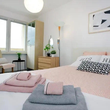 公寓 Apartament Sloneczny 格丁尼亚